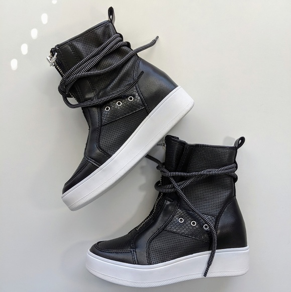 NWOT Steve Madden Anton Black High Top Sneaker - Picture 2 of 5